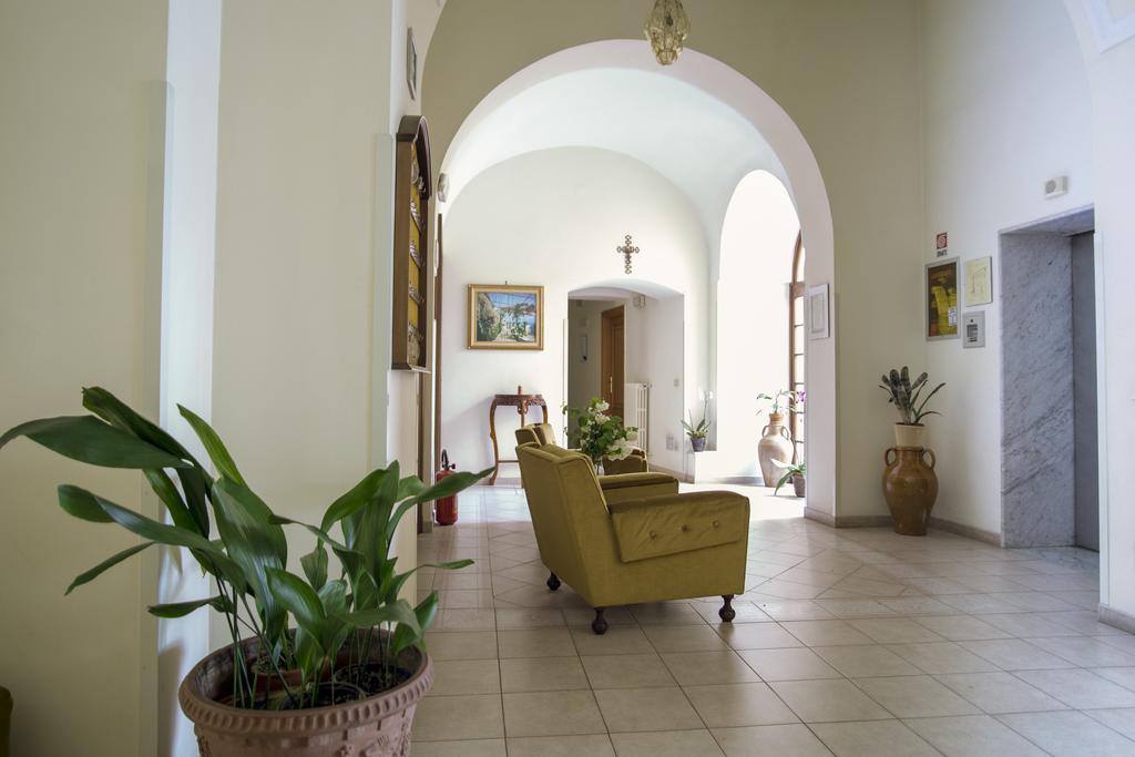 Domus San Vincenzo Bed & Breakfast Sant'Agnello Exterior photo